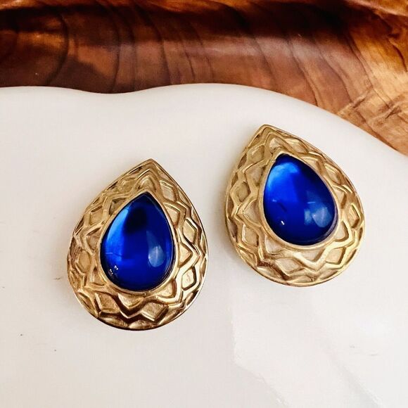 Vintage Galleria Gripoix Glass Earrings Cabochon Clip On Blue Gold Teardrop 4615 - Picture 2 of 11